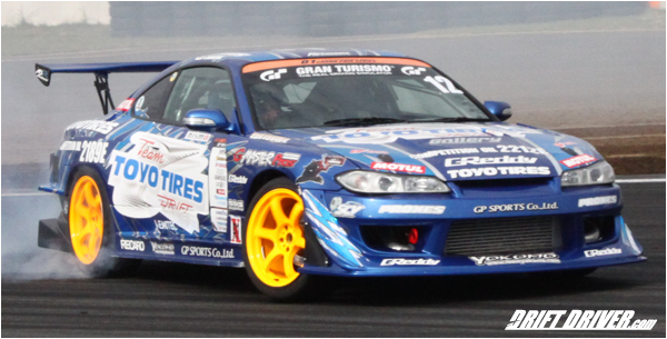 TEAM TOYO TIRES DRIFT with GP SPORTS S15
